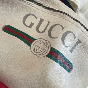 Gucci - Cross-Over - Fanny Pack - Large Convenience Leather- Logo - Statement